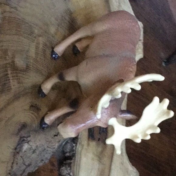 Moose Mother Nature toy display statue outdoor cabin lodge craft market decor - Picture 8 of 9